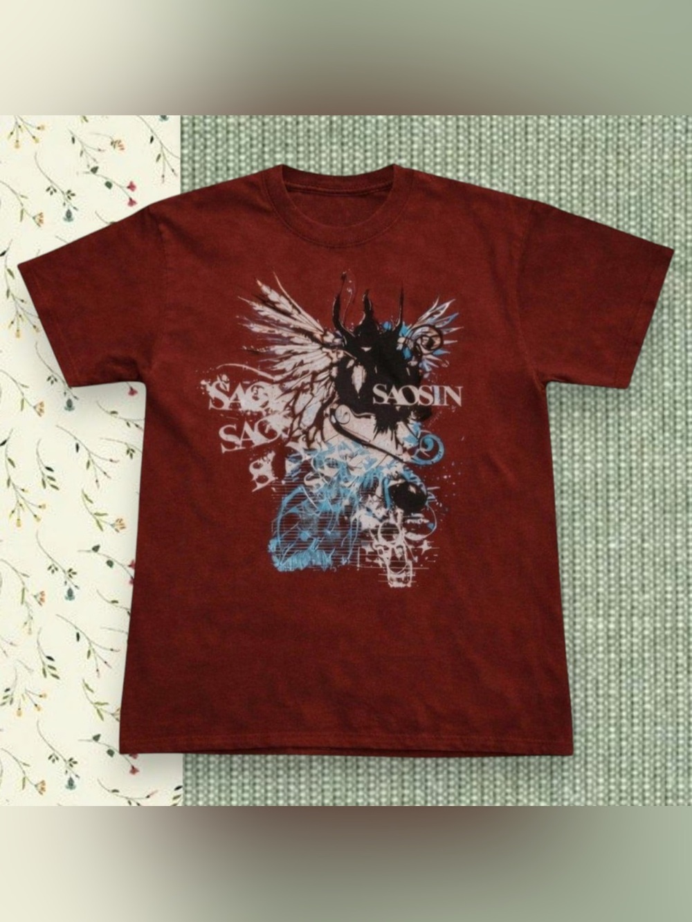 Gildan Saosin Band Graphic T-Shirt Antique Cherry Red For Unisex